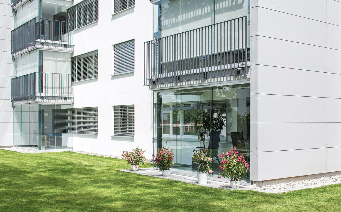 schiebesystem-GM Toproll 10/14-GM Schiebesysteme-Sanierung-Wohnanlage-Arbon-Schweiz-Matthias Weissengruber
