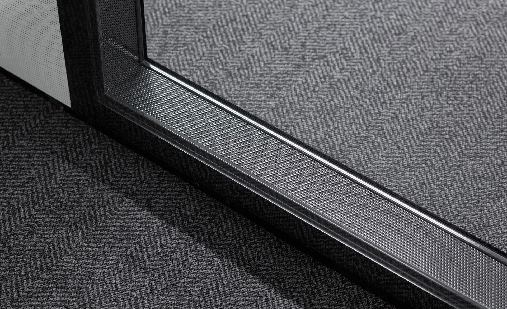 glastrennwand-GM Martition Plus-glasrahmen-Brown Brothers